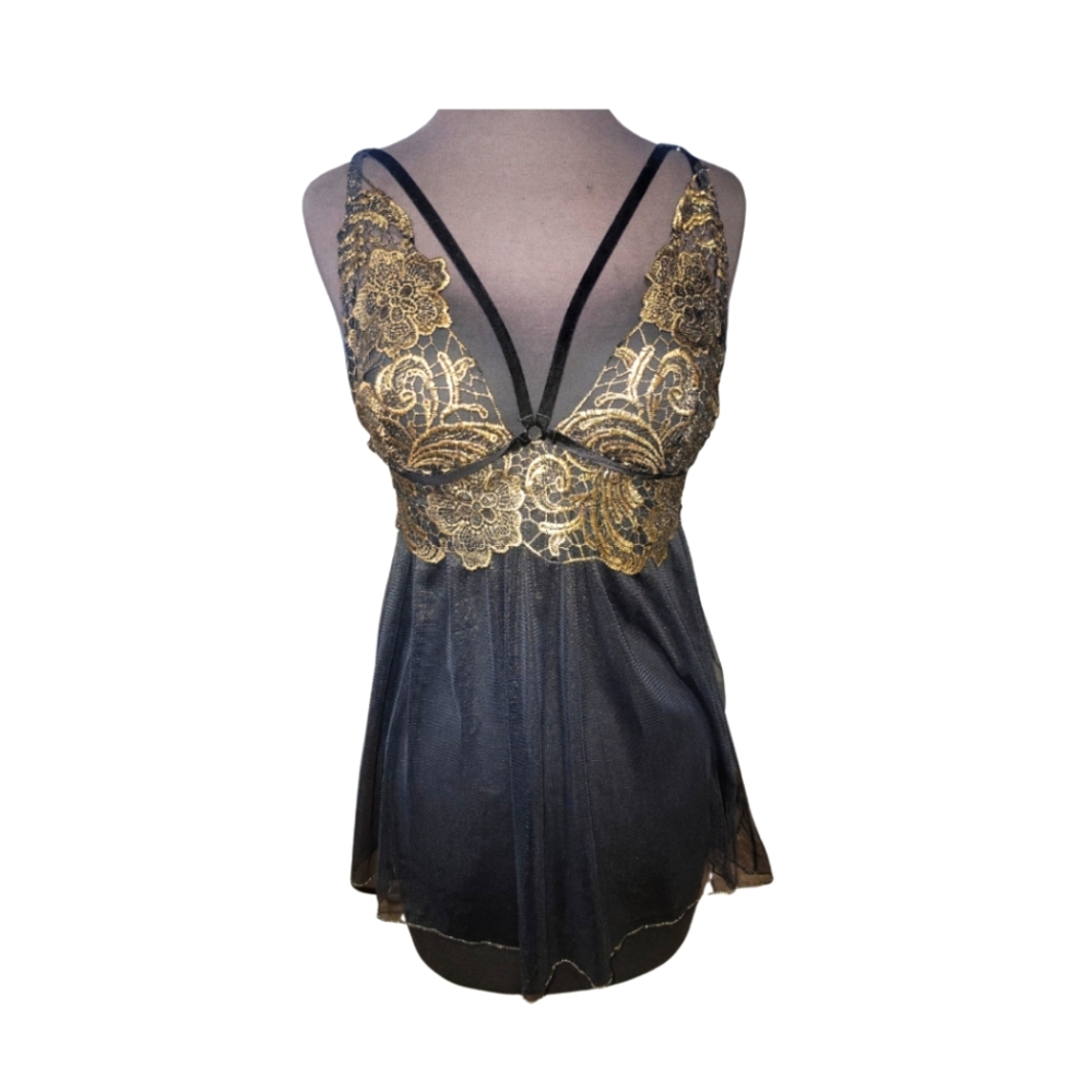 DREAMGIRLS SIZE SMALL LINGERIE BABYDOLL NEVER WORN BLACK GOLD